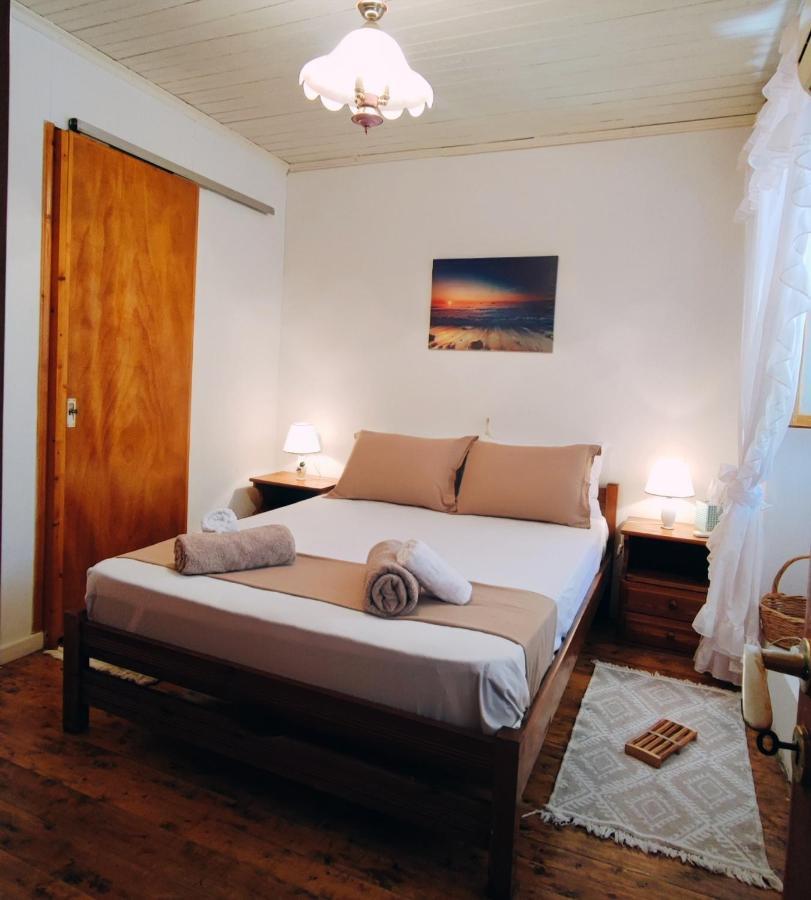 Retro Wooden House Gaios Villa ภายนอก รูปภาพ
